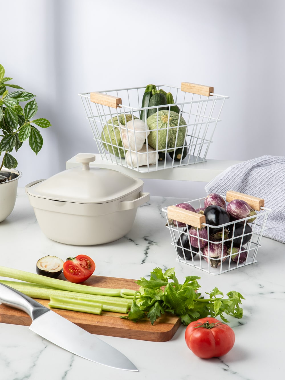 Metal Storage Basket White S